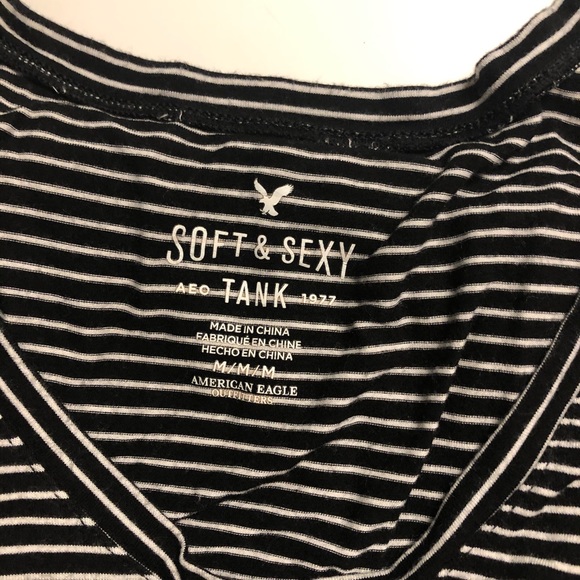 American Eagle “soft & sexy” floral tank - Picture 2 of 3